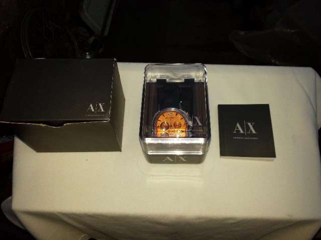 Vendo reloj emporio armani ar0652 impecable en Macul Joyas