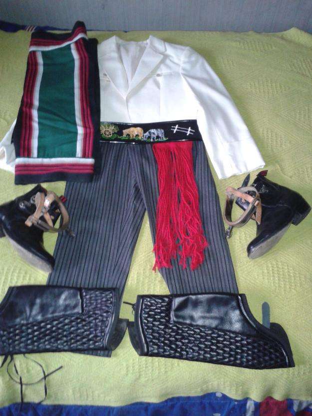 Traje De Huaso Niño Años 2025