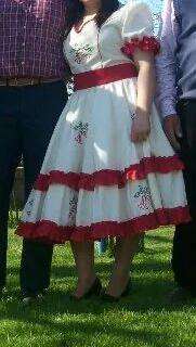 Vendo vestido de huasa con falso en Chillán - Ropa y calzado | 5831